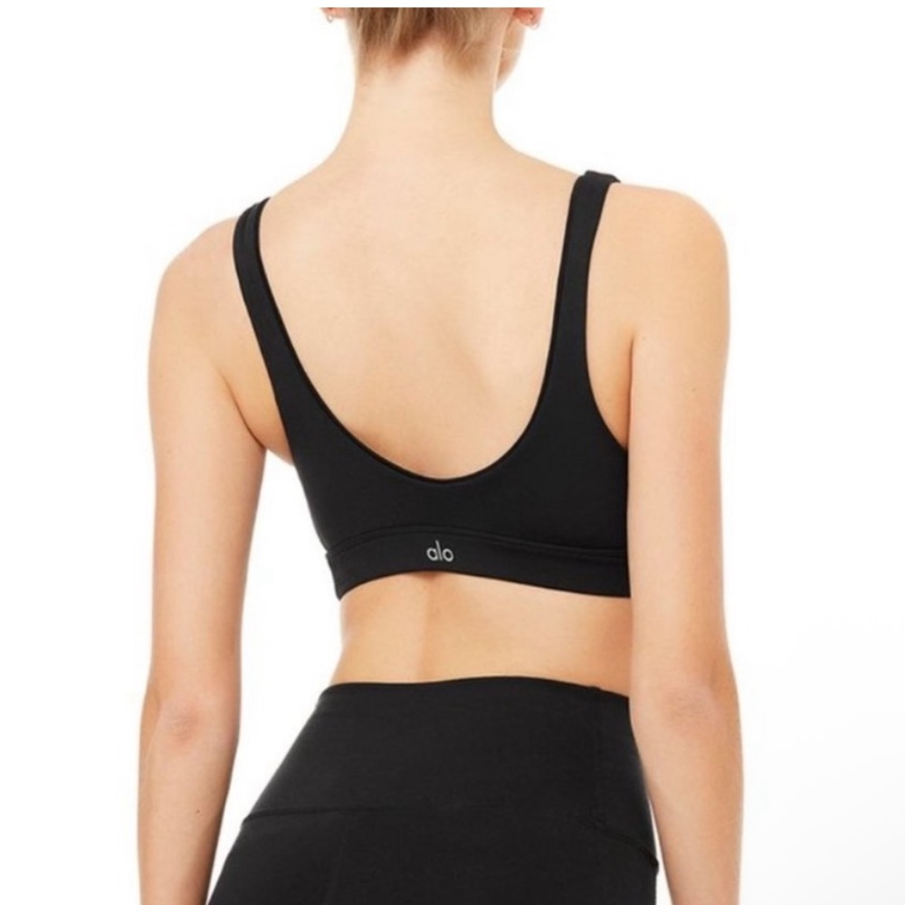 Alo Yoga Vivid V Neck Black Light Support Sports Bra Size XS - Picture 9 of 9